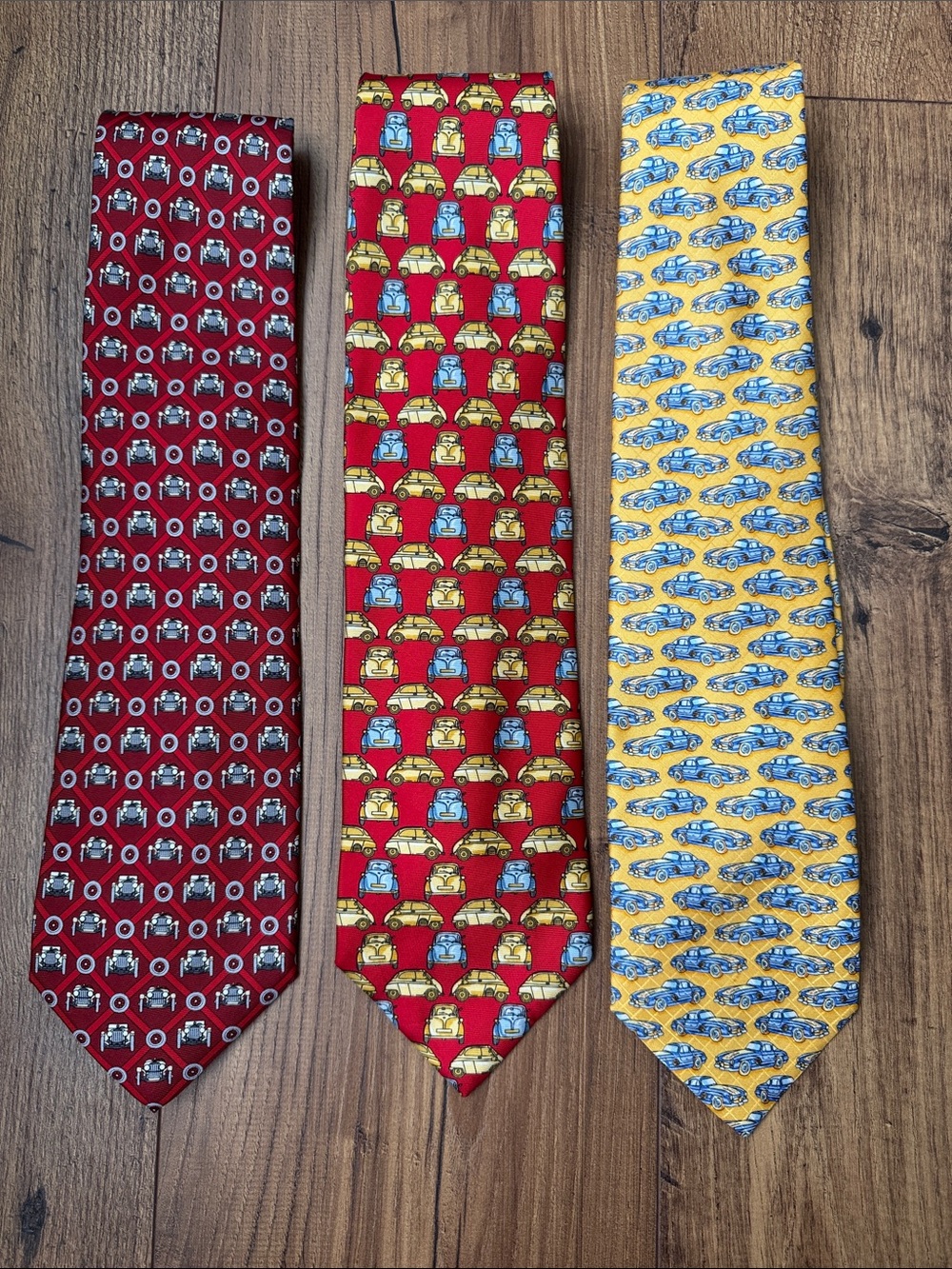 Bundle of vintage car print men’s ties, Mercedes, BMW, etc. brands